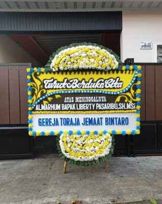 Papan Bunga Duka di Secanggang